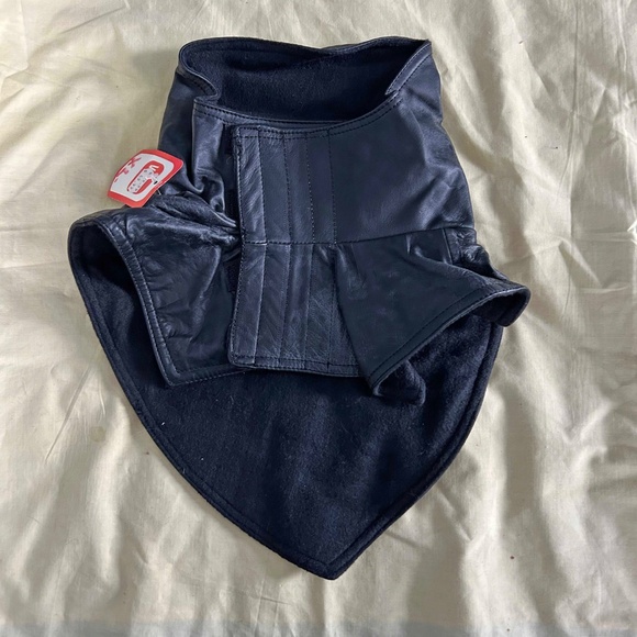 SCARF/NECK WARMER, LEATHER WITH SOFT FLEECE INSIDE, VELCRO CLOSURE, - Picture 2 of 4